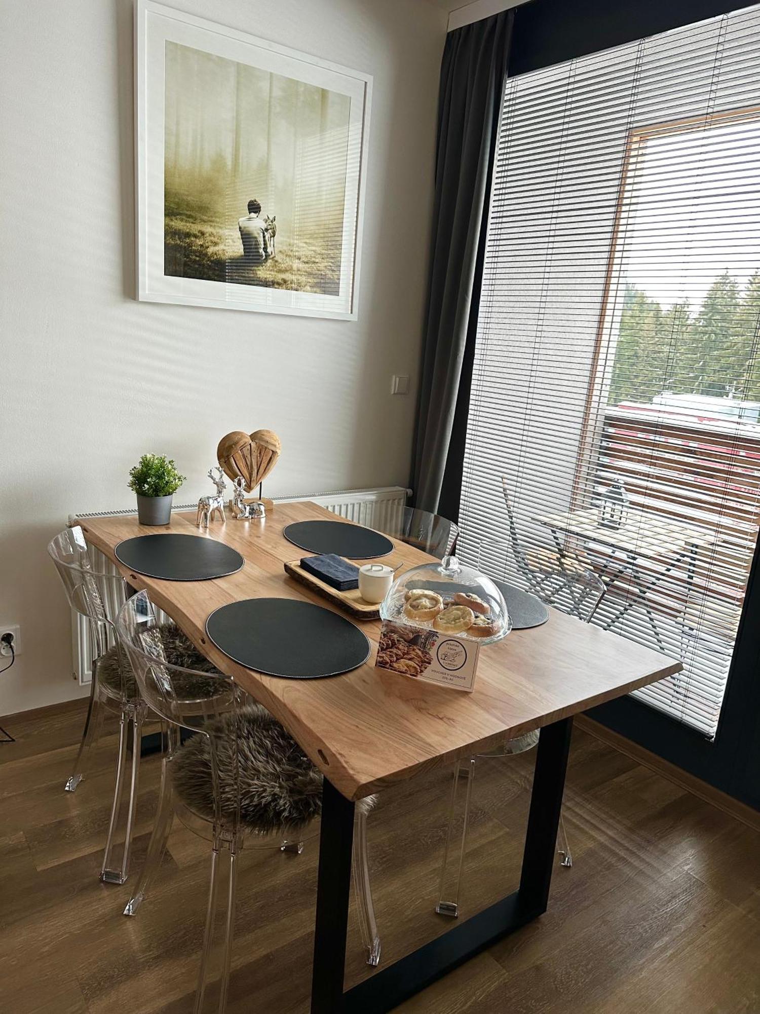 U Jelena Harrachov - Rodinny Apartman U Lesa S Garazi Exterior photo